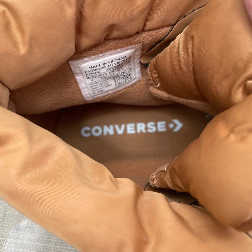 Converse Chuck Taylor All Star Move Platform Puffer Boots A17641C Mens 6 W 7.5